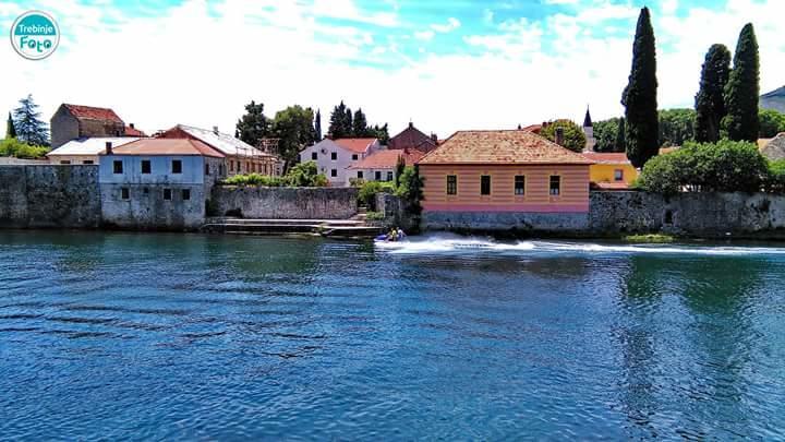 Apartman Park Trebinje Eksteriør billede